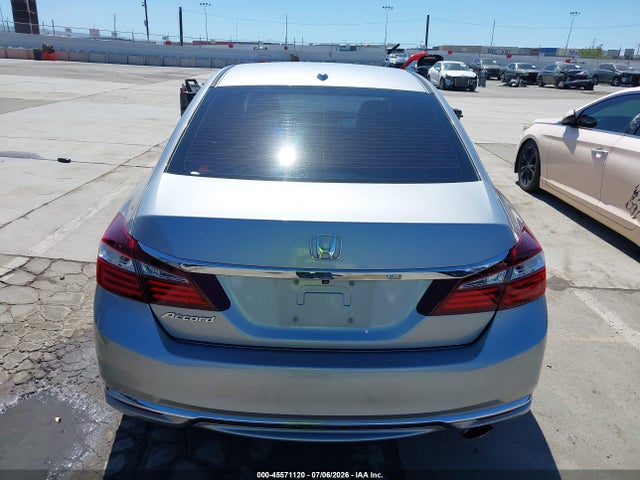 45571120 :رقم المزاد ، 1HGCR2F87GA083069 vin ، 2016 Honda Accord Ex-l مزاد بيع