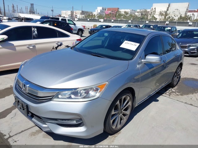 45571120 :رقم المزاد ، 1HGCR2F87GA083069 vin ، 2016 Honda Accord Ex-l مزاد بيع