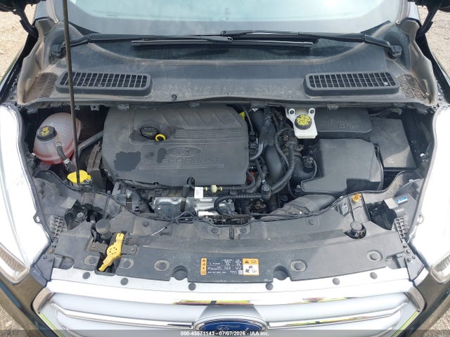 1FMCU9GD2HUE50232 Ford ESCAPE SE