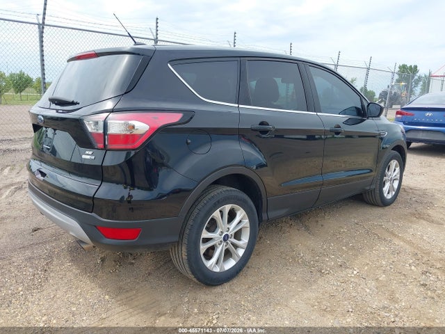 1FMCU9GD2HUE50232 Ford ESCAPE SE
