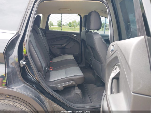 1FMCU9GD2HUE50232 Ford ESCAPE SE