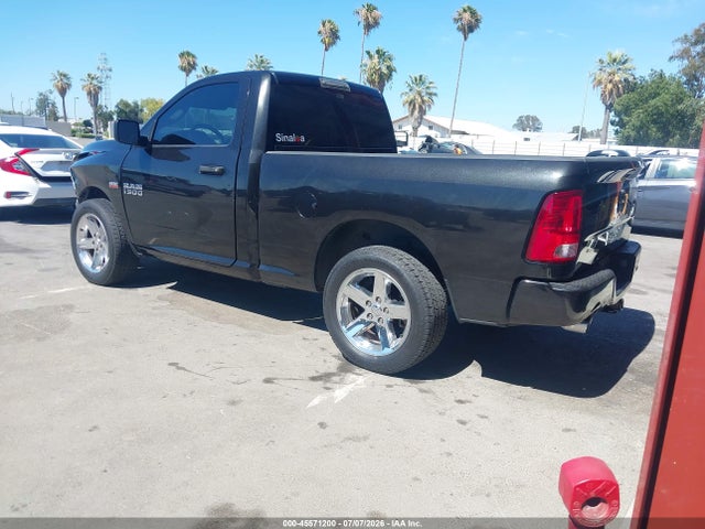 RAM 1500 Express 2016 3C6JR6AT8GG153387 Image 3