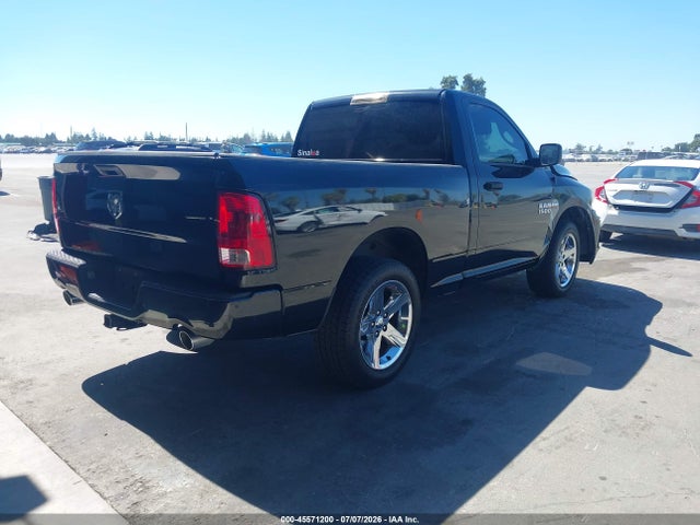 RAM 1500 Express 2016 3C6JR6AT8GG153387 Image 4