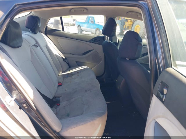 KIA Optima Lx 2015 KNAGM4A72F5546569 Image 8