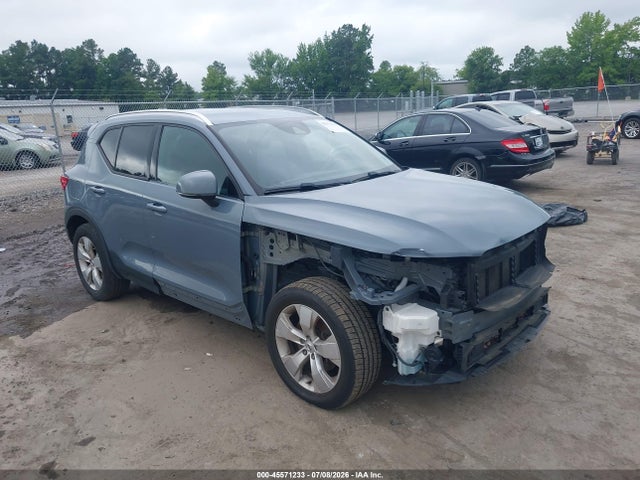 2020 Volvo Xc40 T5 Momentum მანქანა იყიდება აუქციონზე, vin: YV4162UK6L2331732, აუქციონის ნომერი: 45571233