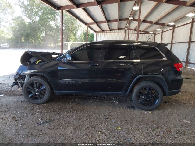 Продажа на аукционе авто 2012 Jeep Grand Cherokee Laredo, vin: 1C4RJFAG8CC313383, номер лота: 45571248