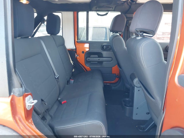 45571263 :رقم المزاد ، 1J4BA3H10AL206658 vin ، 2010 Jeep Wrangler Unlimited Sport مزاد بيع