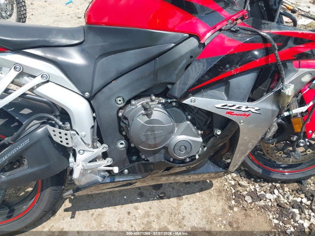 2007 Honda Cbr600 Rr მანქანა იყიდება აუქციონზე, vin: JH2PC40077M005865, აუქციონის ნომერი: 45571269