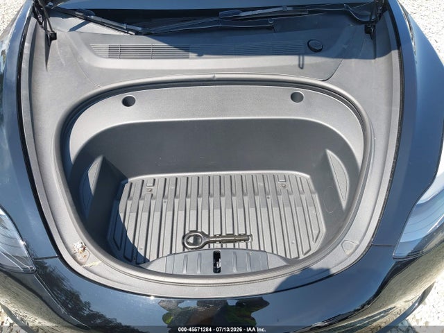 Продажа на аукционе авто 2022 Tesla Model 3 Long Range Dual Motor All-wheel Drive, vin: 5YJ3E1EB5NF290193, номер лота: 45571284