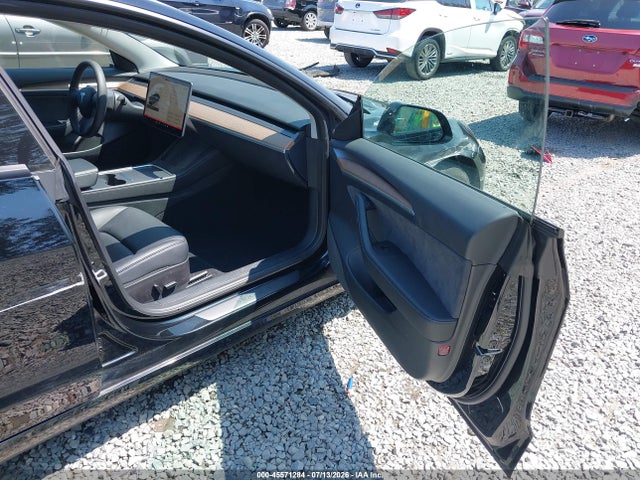 Продажа на аукционе авто 2022 Tesla Model 3 Long Range Dual Motor All-wheel Drive, vin: 5YJ3E1EB5NF290193, номер лота: 45571284