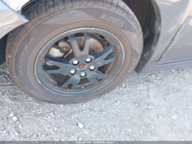 Toyota Prius Two 2014 JTDKN3DU9E0392038 Image 12