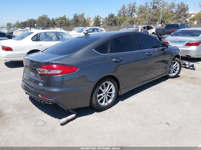 Ford FUSION SE 2019 3FA6P0HD9KR149108 Image 4