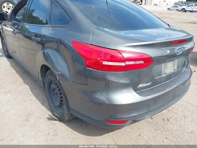 Ford FOCUS S 2016 1FADP3E25GL367452 Image 13