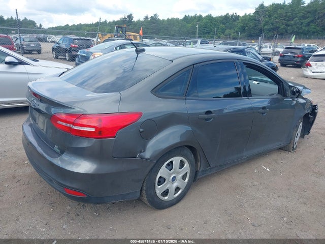 Ford FOCUS S 2016 1FADP3E25GL367452 Image 4