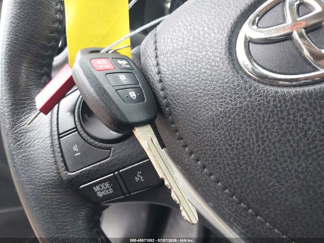 Toyota COROLLA SE 2019 5YFBURHEXKP927615 Image 11