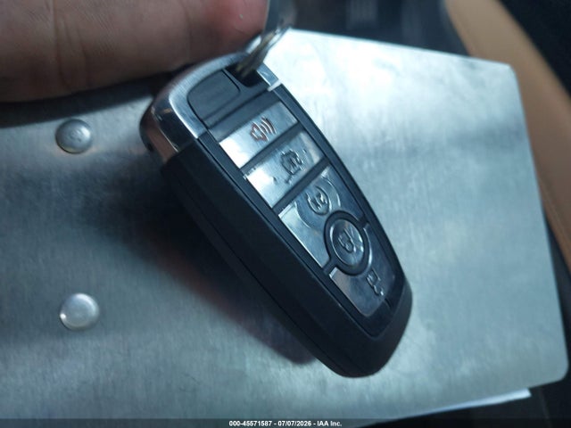 Продаж на аукціоні авто 2020 Lincoln Corsair Reserve, vin: 5LMCJ2DH8LUL09615, номер лоту: 45571587