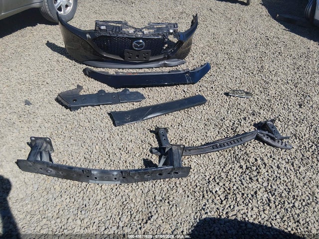 JM1BPAKM7S1752205 Mazda Mazda3 2.5 S Select Sport