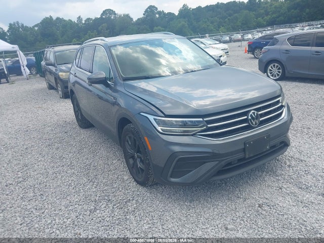 Auction sale of the 2024 Volkswagen Tiguan 2.0t Se/2.0t Wolfsburg Edition, vin: 3VV2B7AX0RM194936, lot number: 45571608
