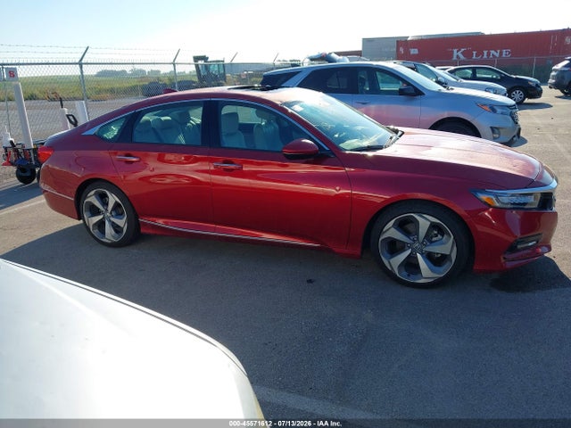 1HGCV1F98JA002697 Honda Accord Touring