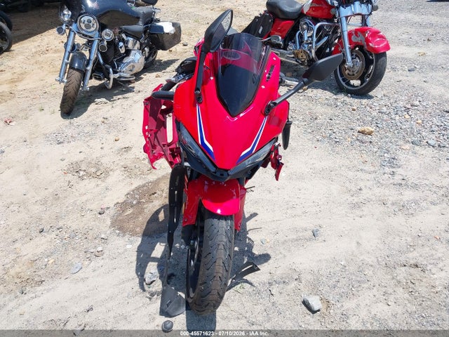 45571623 :رقم المزاد ، MLHPC7054S5100633 vin ، 2025 Honda Cbr500 Ra مزاد بيع