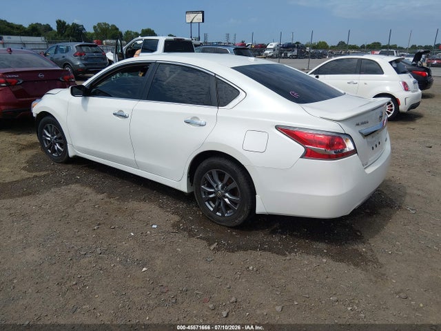 2015 Nissan Altima 2.5 S მანქანა იყიდება აუქციონზე, vin: 1N4AL3APXFC570433, აუქციონის ნომერი: 45571666
