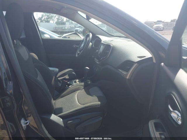 2014 Jeep Cherokee Sport მანქანა იყიდება აუქციონზე, vin: 1C4PJLAB9EW221999, აუქციონის ნომერი: 45571669