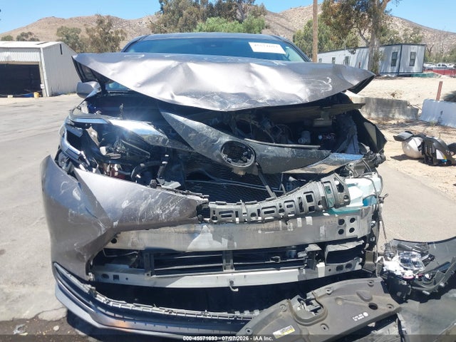 Toyota SIENNA LE 2021 5TDKRKEC4MS049430 Image 12