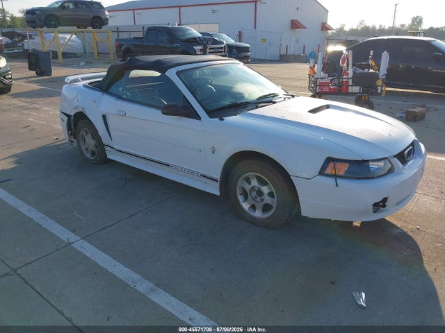 2001 Ford Mustang Deluxe/premium მანქანა იყიდება აუქციონზე, vin: 1FAFP444X1F134769, აუქციონის ნომერი: 45571708
