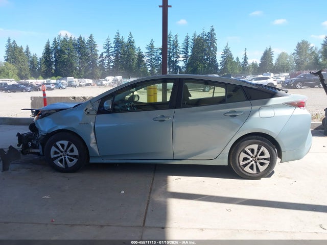 Toyota Prius Three 2016 JTDKARFUXG3520705 Image 14