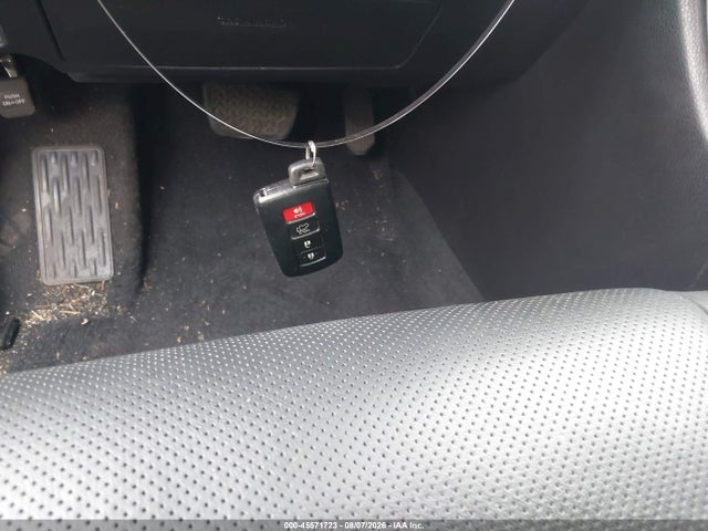 Продажа на аукционе авто 2019 Toyota Highlander Limited, vin: 5TDYZRFH4KS317127, номер лота: 45571723