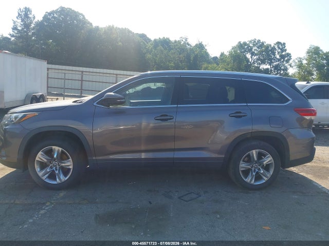Продажа на аукционе авто 2019 Toyota Highlander Limited, vin: 5TDYZRFH4KS317127, номер лота: 45571723