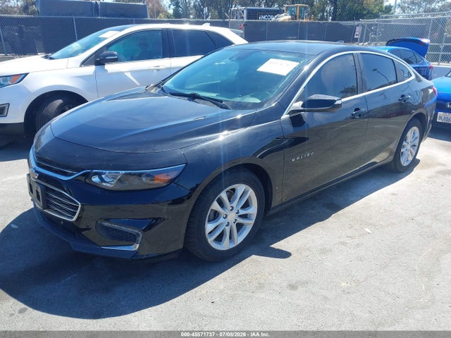 Chevrolet MALIBU LT 2018 1G1ZD5ST0JF215076 Image 2