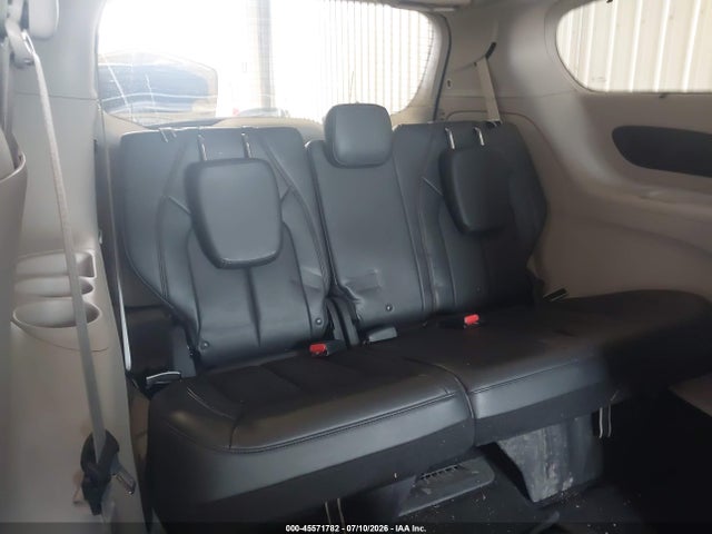 Продаж на аукціоні авто 2017 Chrysler Pacifica Touring-l Plus, vin: 2C4RC1EGXHR510576, номер лоту: 45571782