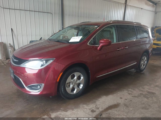 Продаж на аукціоні авто 2017 Chrysler Pacifica Touring-l Plus, vin: 2C4RC1EGXHR510576, номер лоту: 45571782