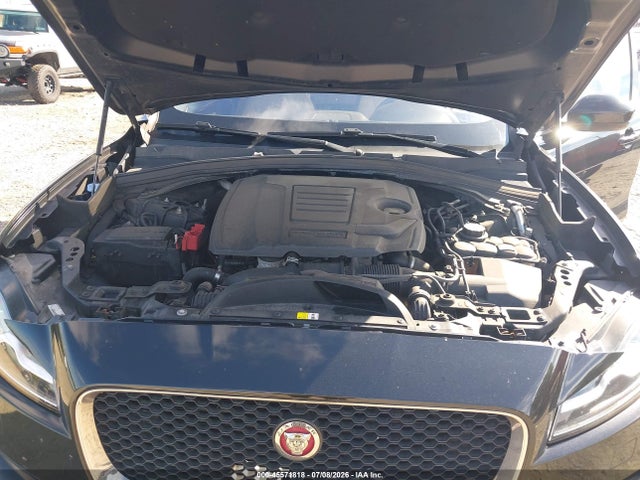 Продаж на аукціоні авто 2018 Jaguar F-pace 25t Prestige, vin: SADCK2FX7JA266445, номер лоту: 45571818