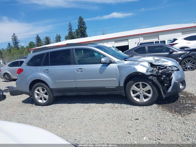Subaru Outback 2.5i Limited 2014 4S4BRBLC6E3255849 Image 13