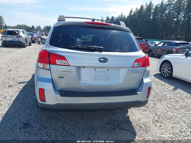 Subaru Outback 2.5i Limited 2014 4S4BRBLC6E3255849 Image 16