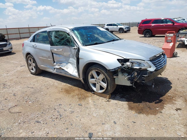 2012 Chrysler 200 Lx მანქანა იყიდება აუქციონზე, vin: 1C3CCBAB6CN317373, აუქციონის ნომერი: 45571842