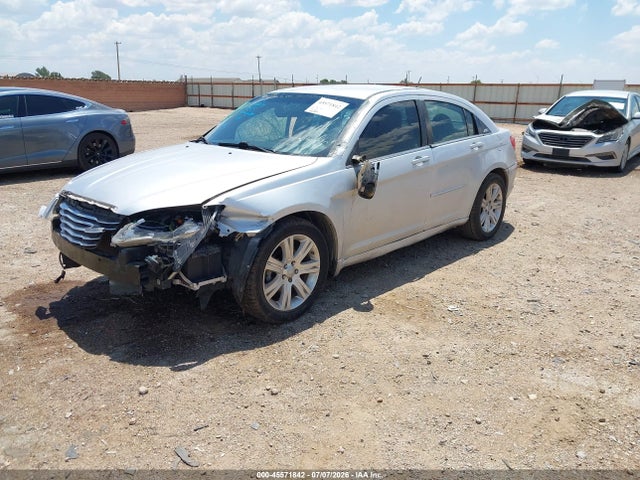 2012 Chrysler 200 Lx მანქანა იყიდება აუქციონზე, vin: 1C3CCBAB6CN317373, აუქციონის ნომერი: 45571842