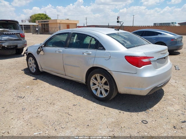 2012 Chrysler 200 Lx მანქანა იყიდება აუქციონზე, vin: 1C3CCBAB6CN317373, აუქციონის ნომერი: 45571842
