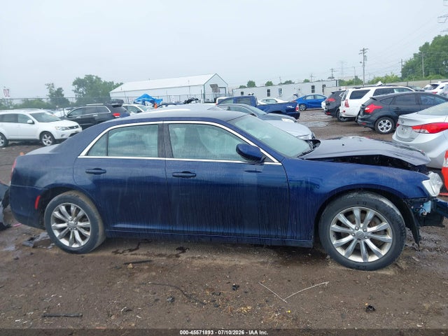 Aukcja sprzedaży 2015 Chrysler 300 Limited, vin: 2C3CCARG9FH808561, numer aukcji: 45571893