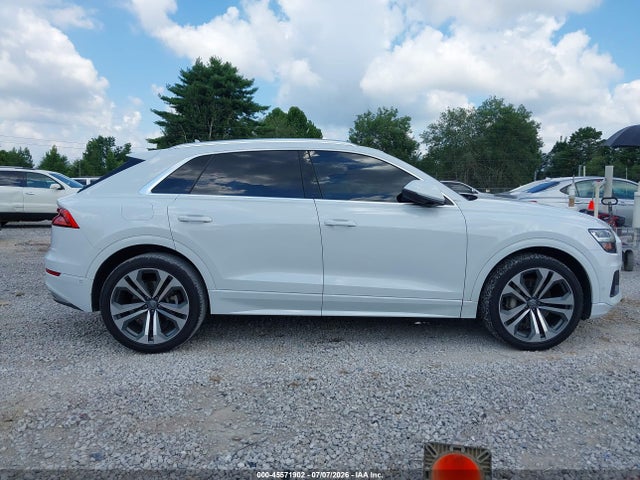Audi Q8 55 Premium 2019 WA1BVAF18KD015528 Image 13