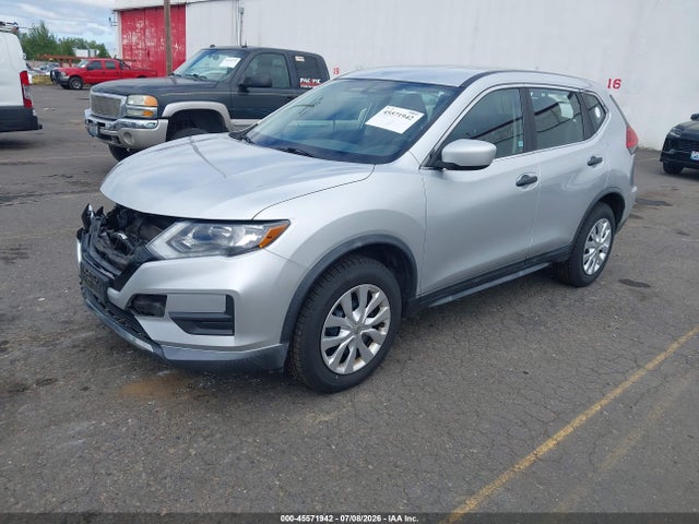 Nissan ROGUE S 2017 KNMAT2MVXHP533909 Image 2