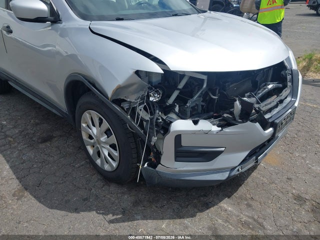 Nissan ROGUE S 2017 KNMAT2MVXHP533909 Image 6