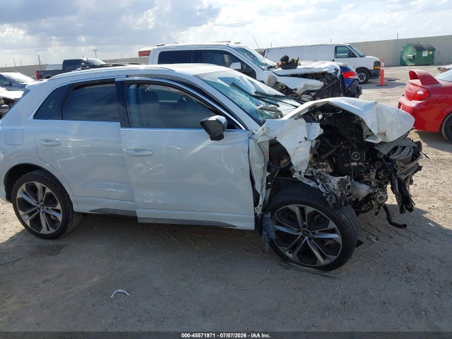 45571971 :رقم المزاد ، WA1EECF38L1119157 vin ، 2020 Audi Q3 Premium Plus 45 Tfsi S Line Quattro Tiptronic مزاد بيع