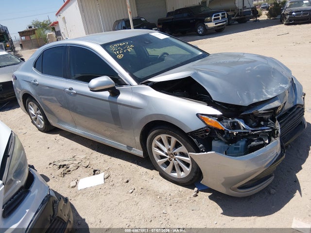 Toyota CAMRY LE 2021 4T1C11AK9MU478055 главное изображение