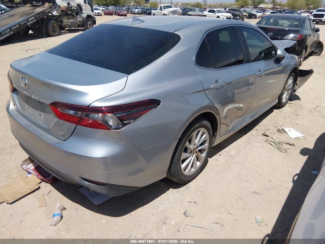 4T1C11AK9MU478055 Toyota CAMRY LE