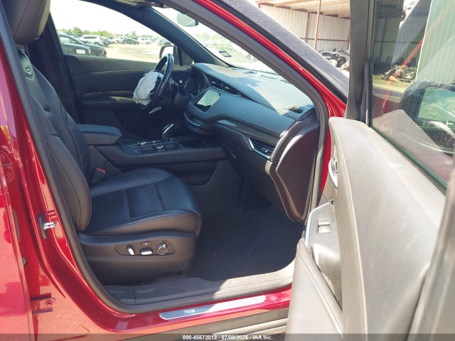 45572012 :رقم المزاد ، 1GYFZER45MF019675 vin ، 2021 Cadillac Xt4 Fwd Sport مزاد بيع