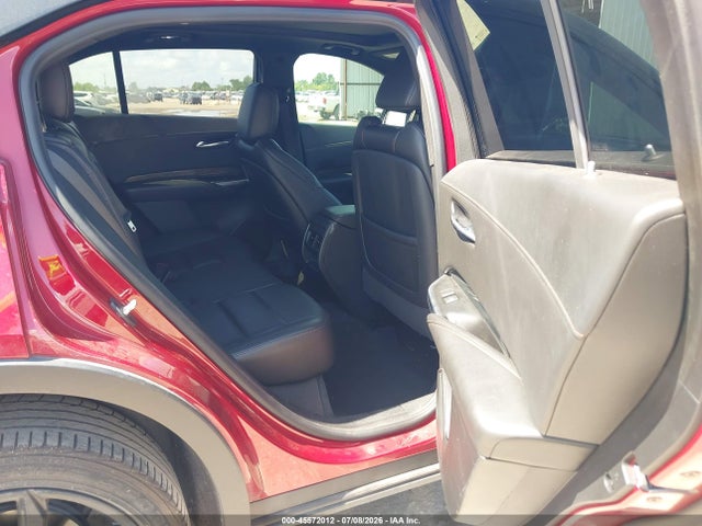 45572012 :رقم المزاد ، 1GYFZER45MF019675 vin ، 2021 Cadillac Xt4 Fwd Sport مزاد بيع