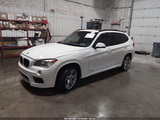 BMW X1 Xdrive28i 2014 WBAVL1C52EVY21361 Image 2